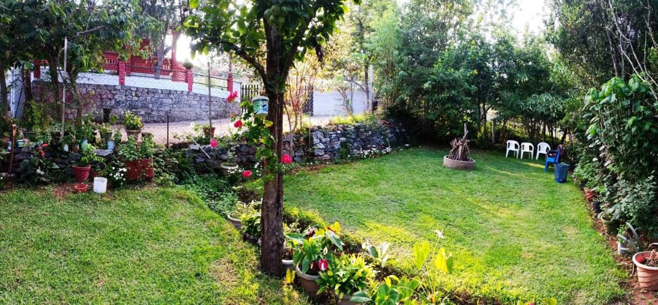 Pear Tree Inn Villa 코타지리 외부 사진